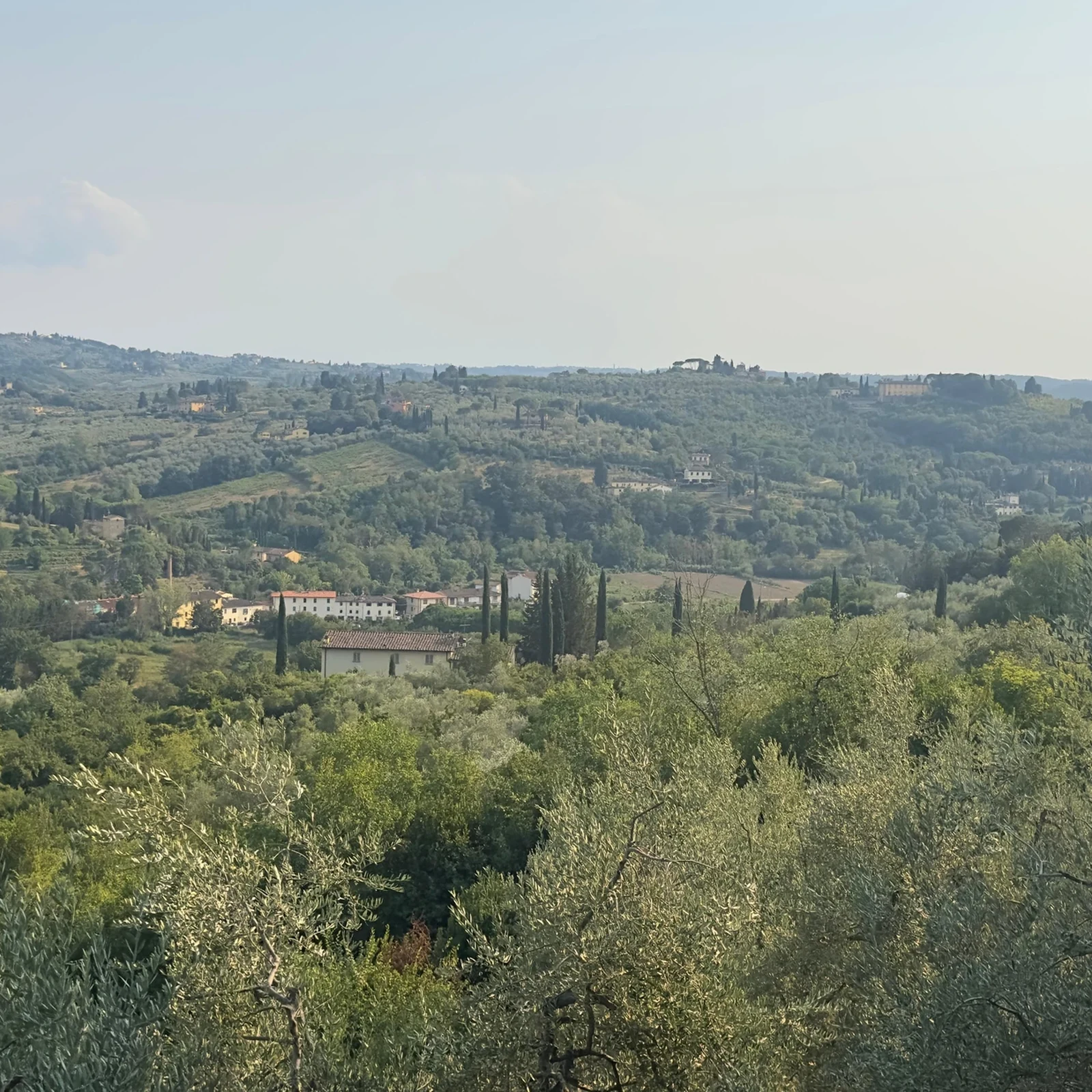 Ride from Oltrarno into the Florence hills
