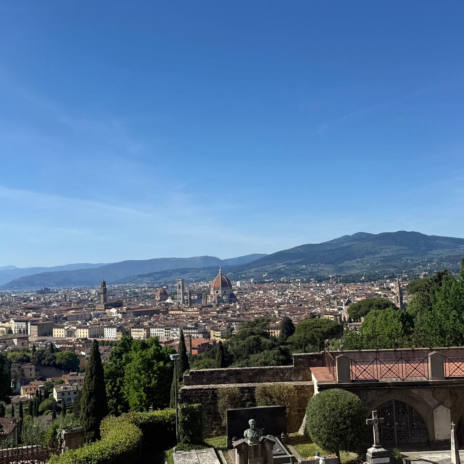 De Florence aux collines toscanes en Vespa