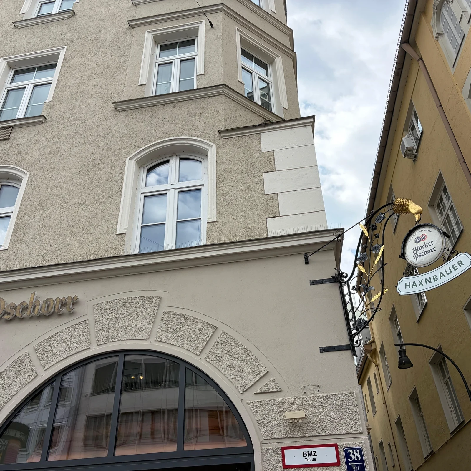 Explore Third Reich history on the streets of Munich