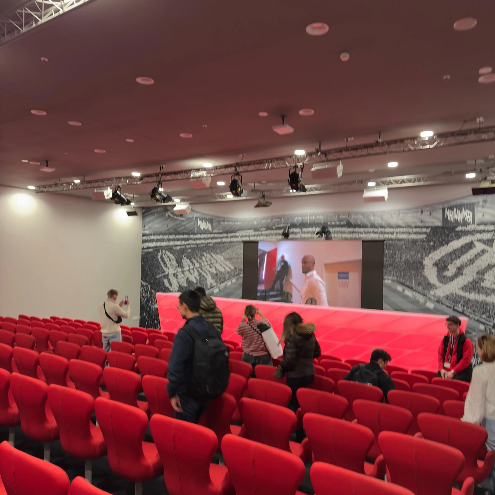 See Allianz Arena and explore FC Bayern's history