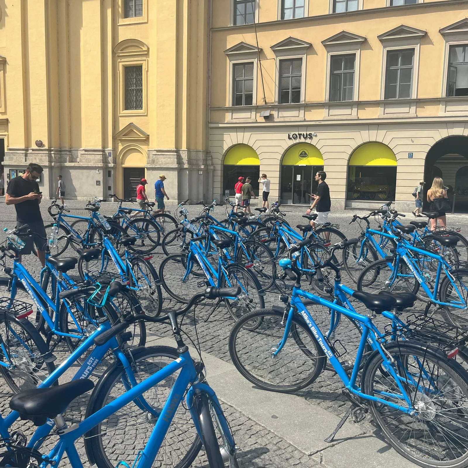 Découvrez Munich à vélo et faites une pause dans un biergarten