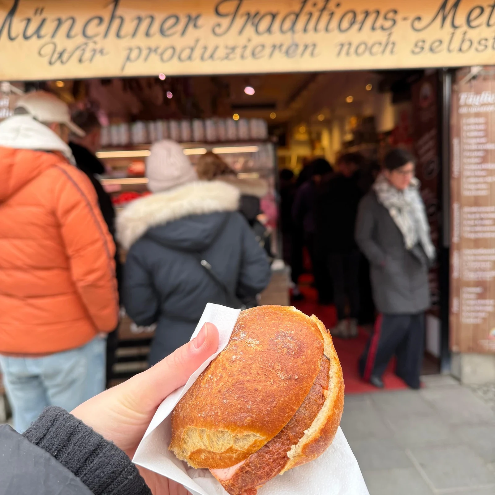 Explore Viktualienmarkt with a guide and food tastings