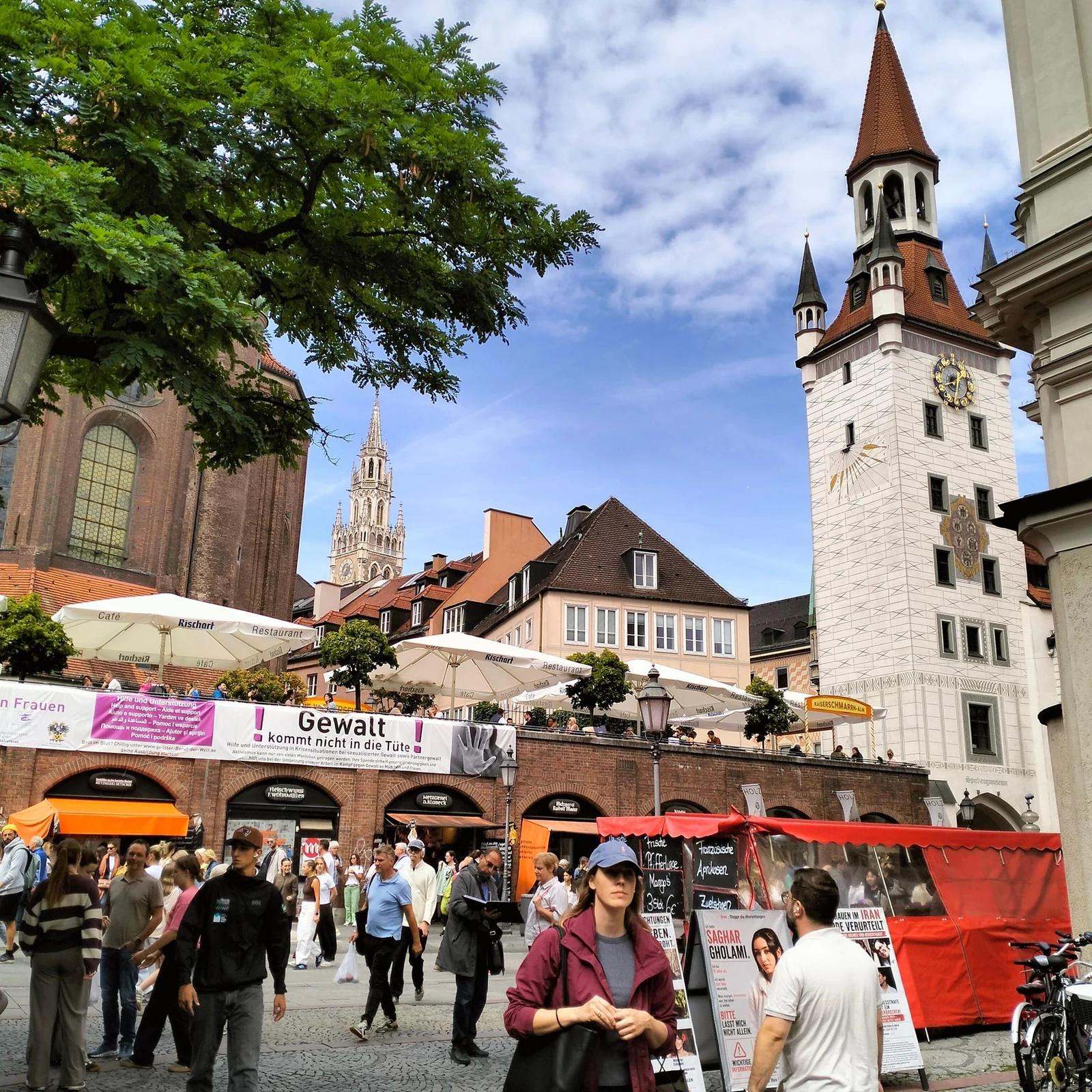 Erkunde den Viktualienmarkt mit Guide und Verkostungen