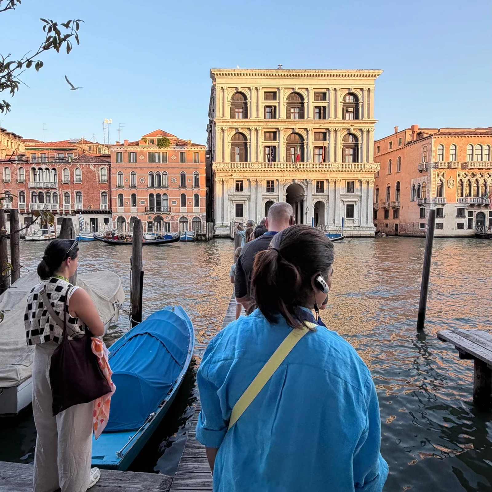 Les histoires sombres de Venise, à pied au coucher du soleil