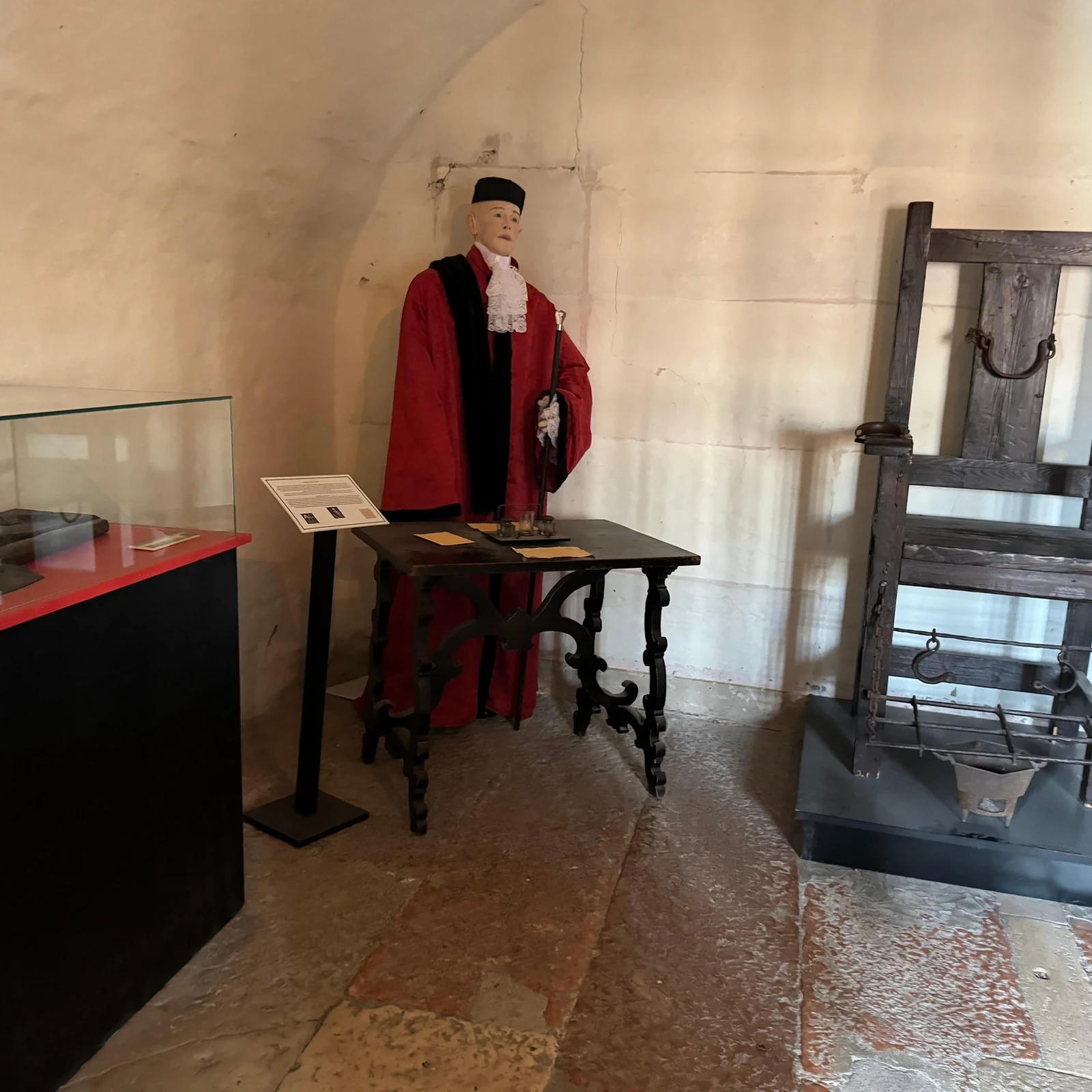 Step inside the former prisons of Piazza San Marco