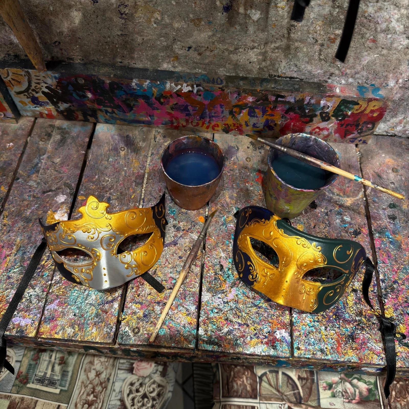 Decora una máscara de Carnaval en Venecia