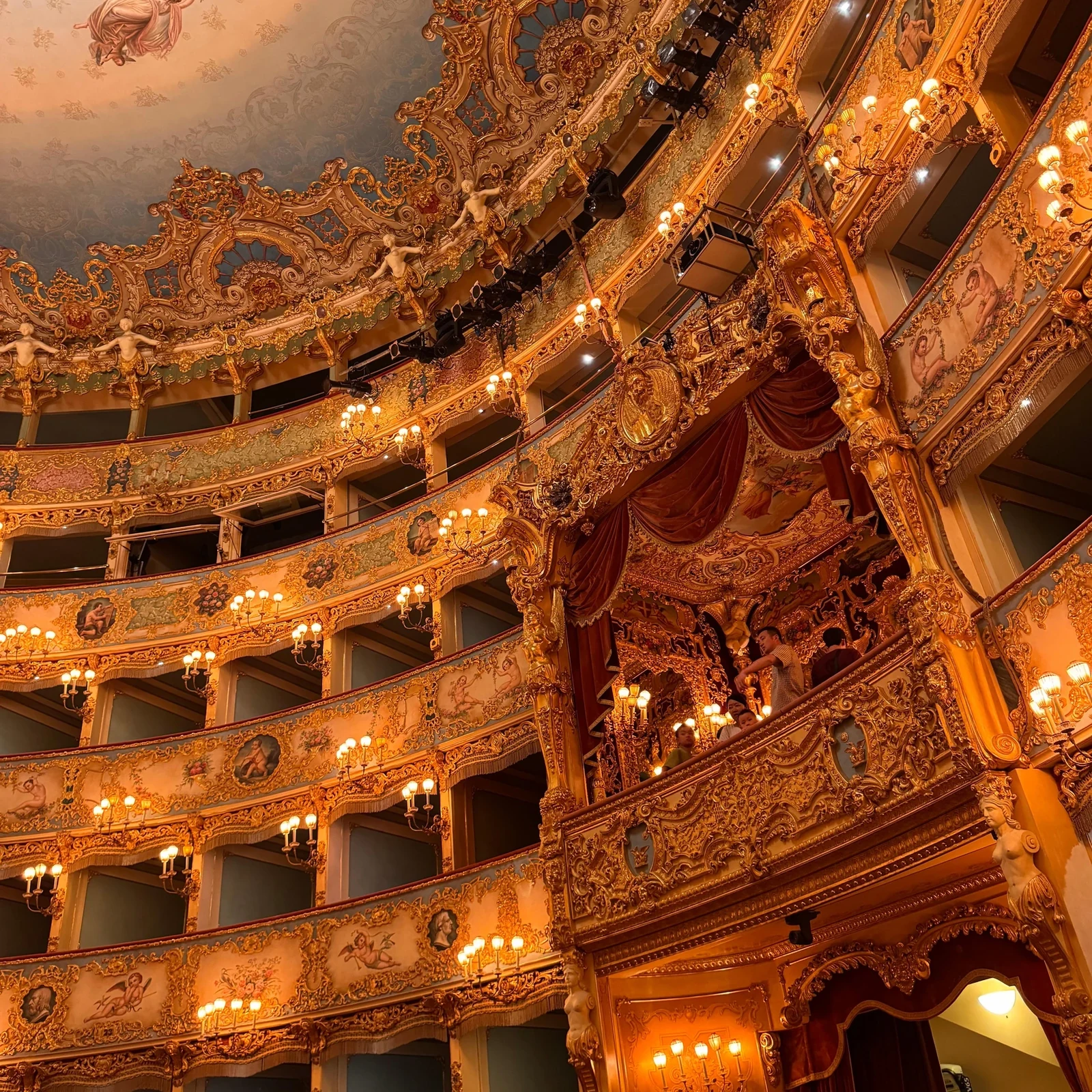Découvrez La Fenice avec un audioguide