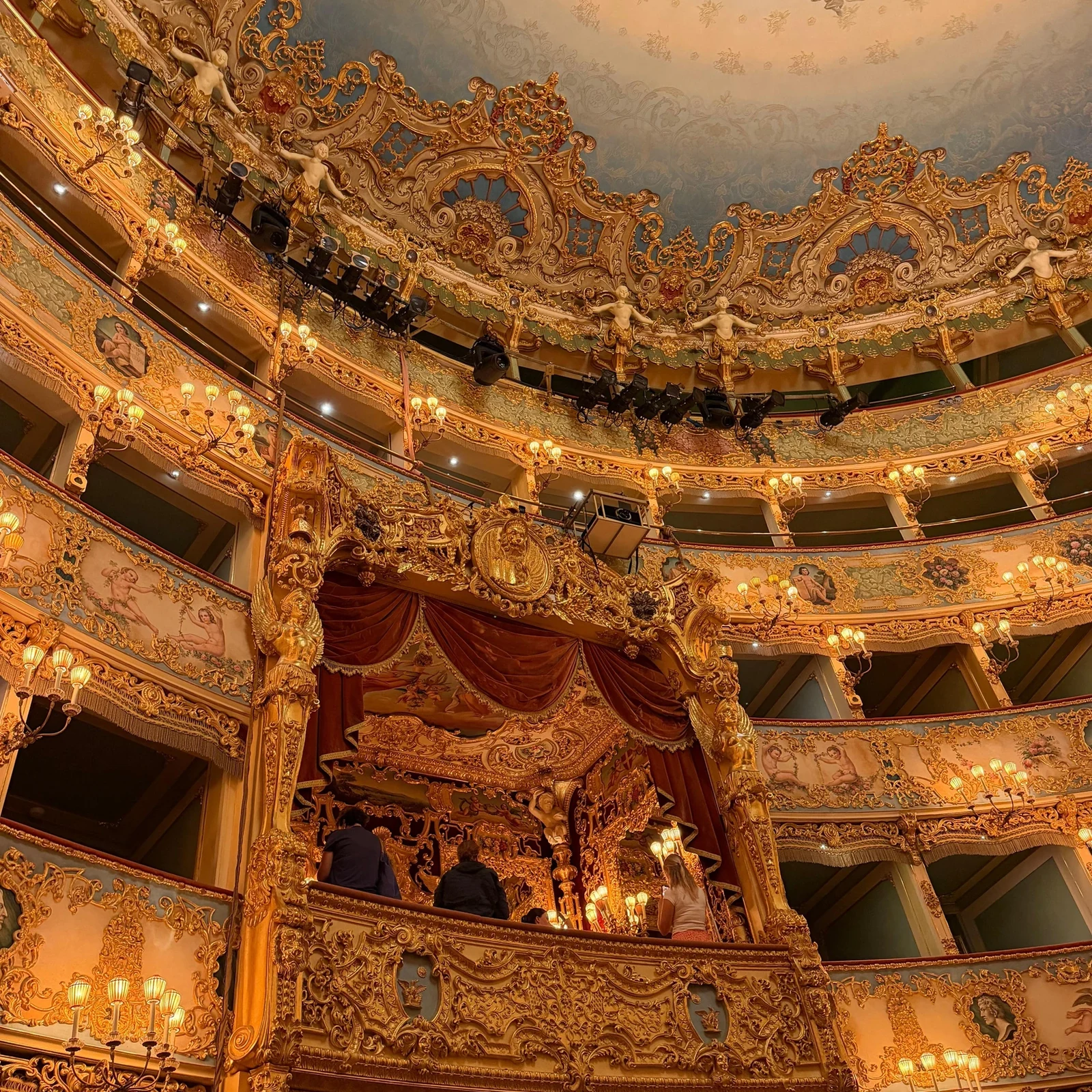 Découvrez La Fenice avec un audioguide