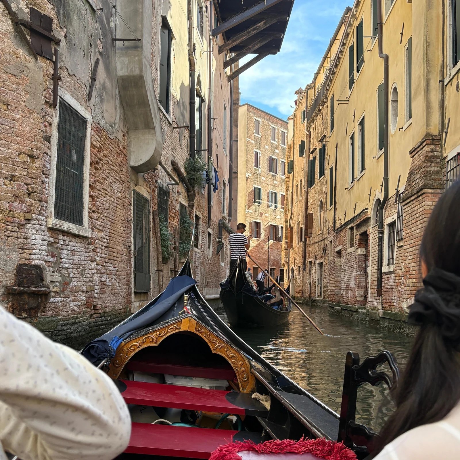 Venedig in einer gemeinsam genutzten Gondel erleben