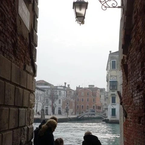Venedig zu Fuß kennenlernen und danach selbst weiterziehen