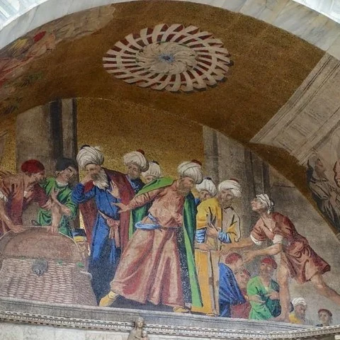 Explore Venice on foot, with context for what comes next