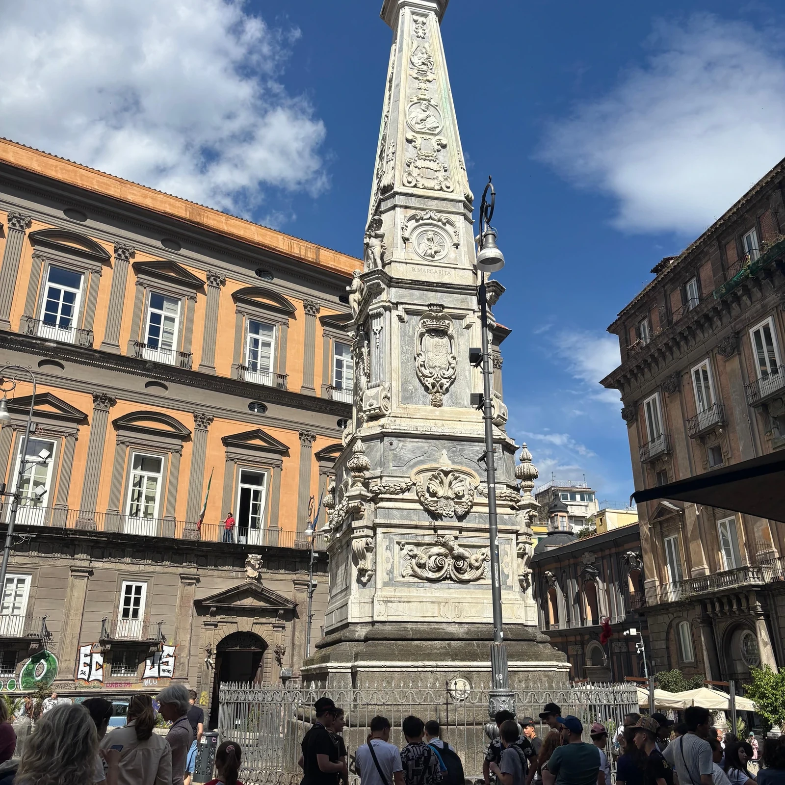 Comprenez le Christ voilé avec un guide à Sansevero