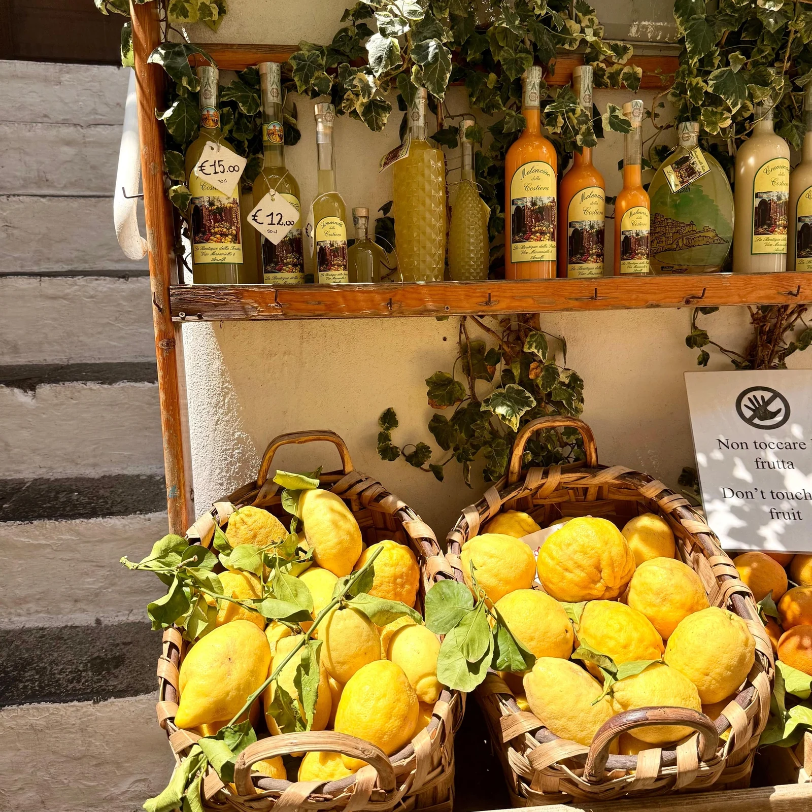 Amalfi und Positano vom Meer aus erreichen und selbst erkunden