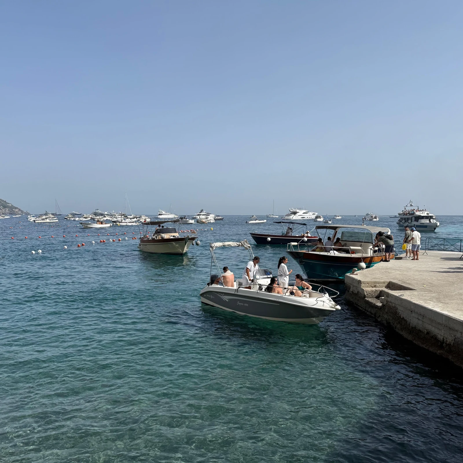 Amalfi und Positano vom Meer aus erreichen und selbst erkunden