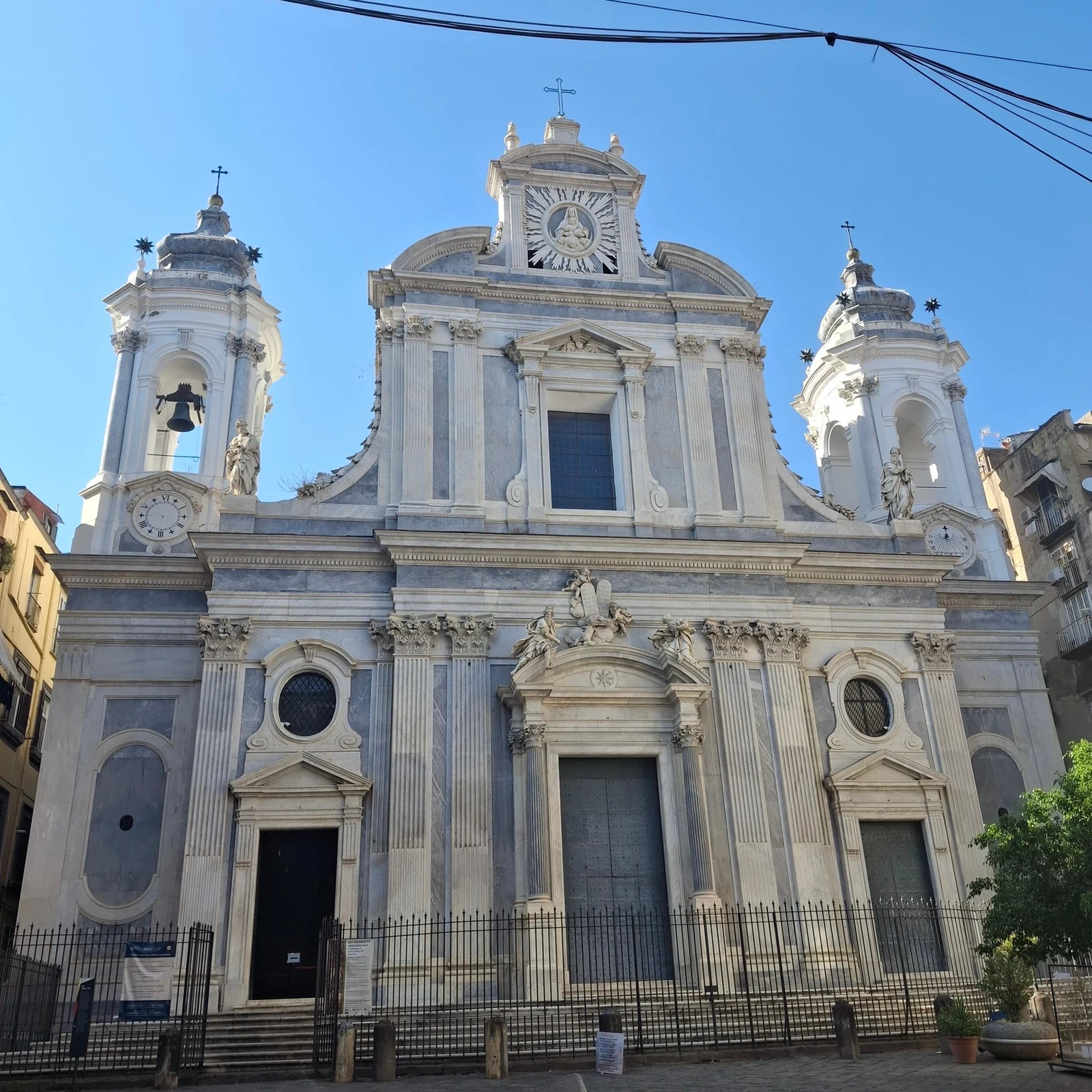 Comprenez Naples en parcourant son centre historique