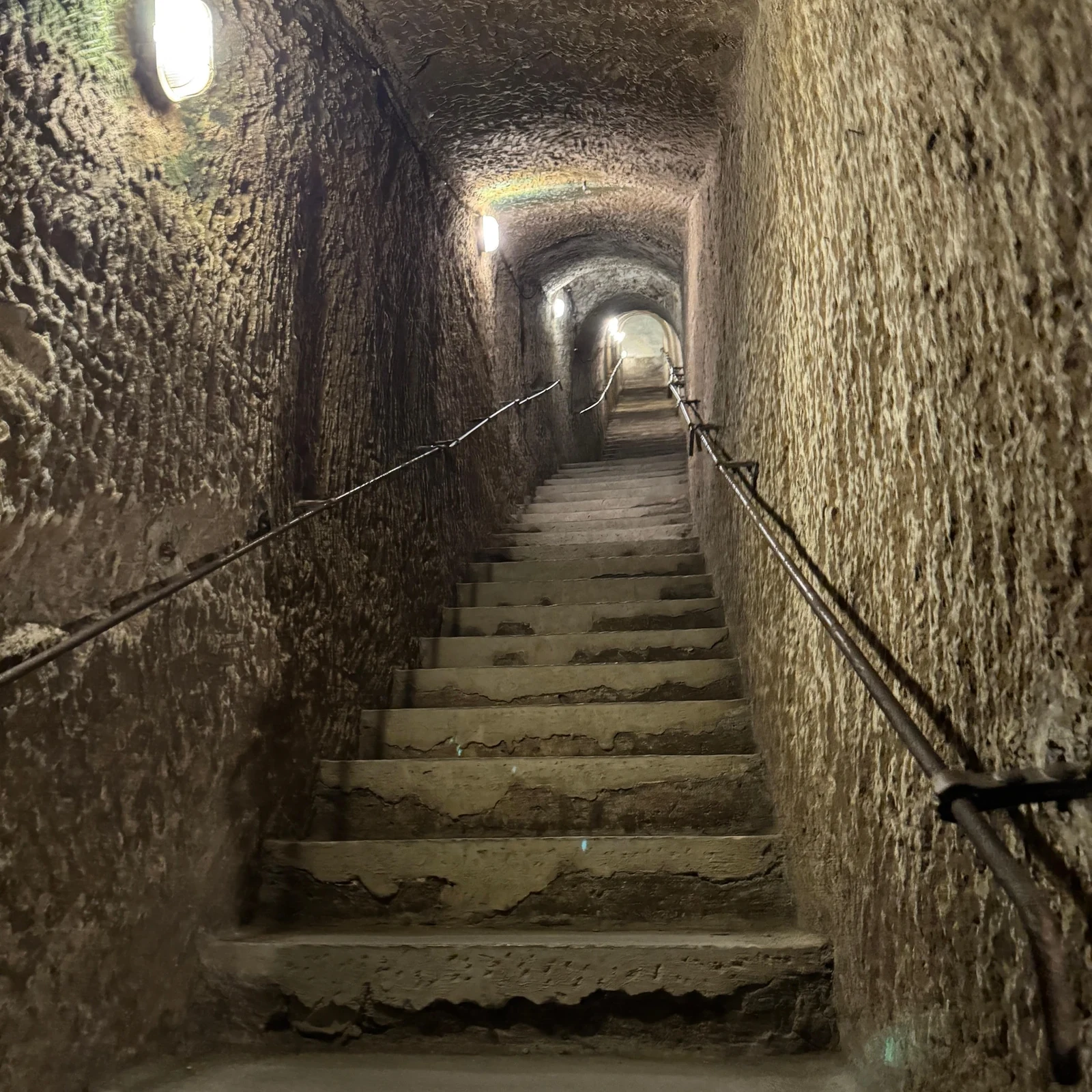 Découvrez l’histoire de Naples sous ses rues