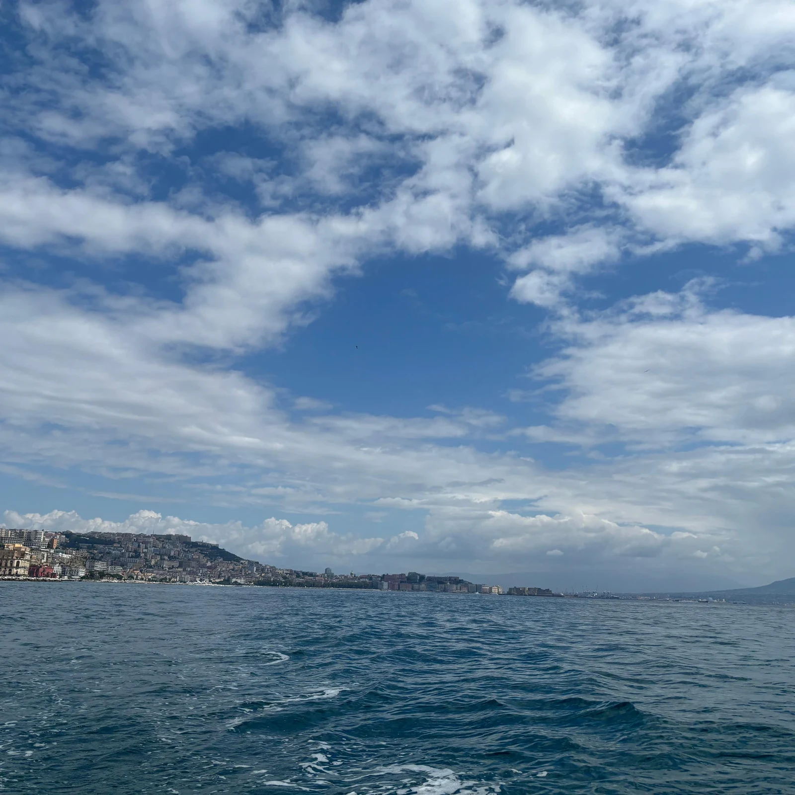 Entdecke Neapel vom Boot und unter Wasser