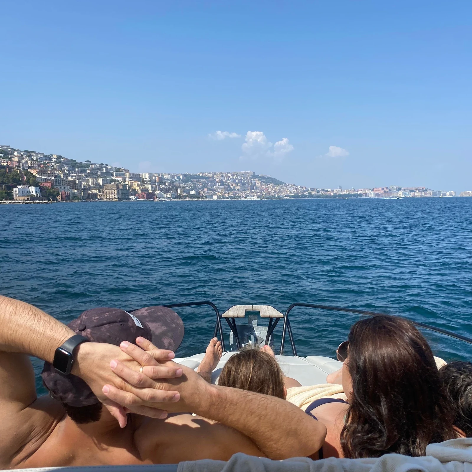 Die Posillipo-Küste vom Boot aus erleben