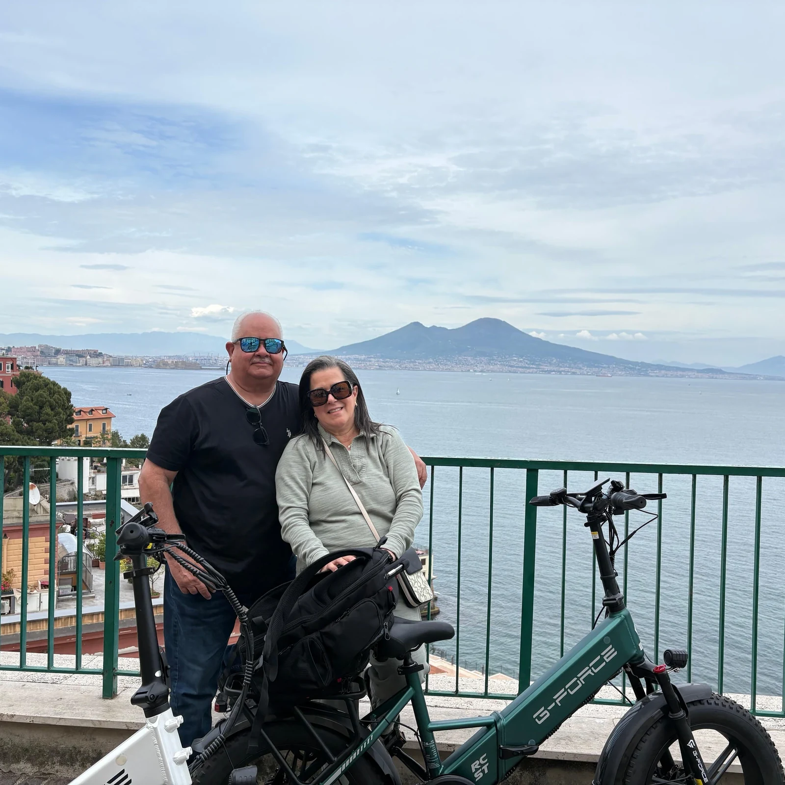 Du centre de Naples au bord de mer, à vélo avec un guide