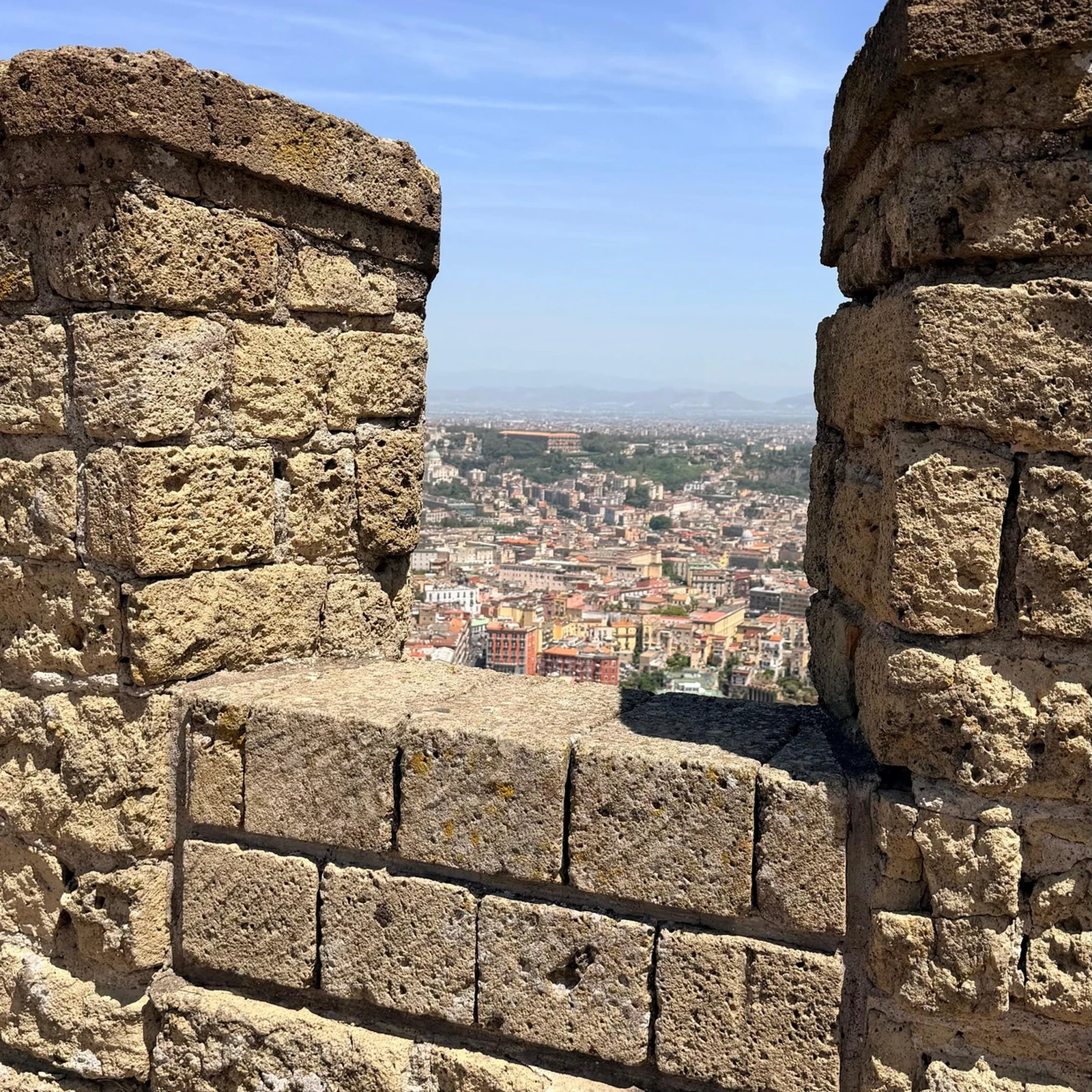 Erlebe Neapel von Castel Sant’Elmo aus in deinem Tempo