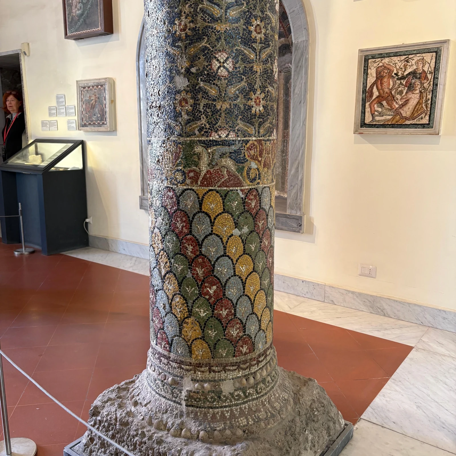 Comprenez les collections de Naples avec un guide archéologue