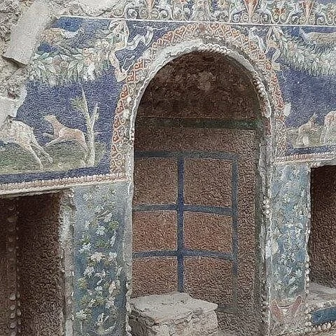Discover Roman daily life in Herculaneum’s houses