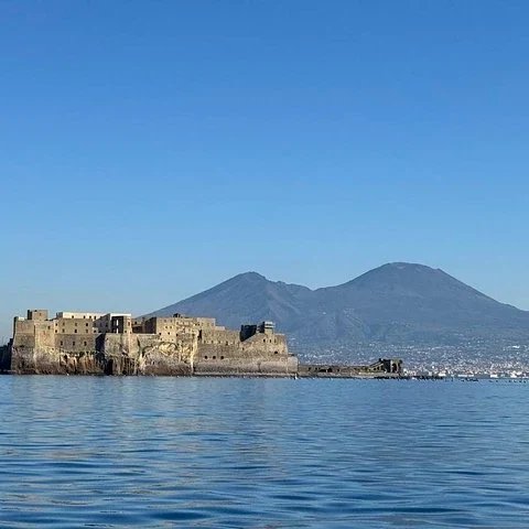 See the coast of Naples from the water