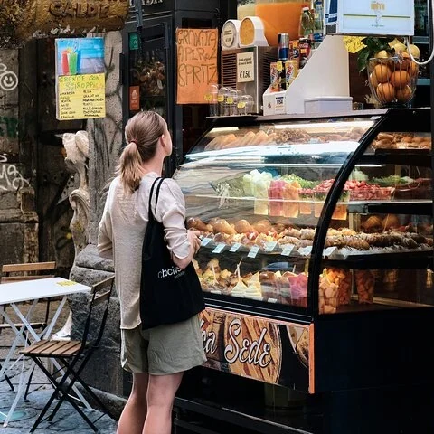 Découvrez Naples à pied, de la pizza au limoncello