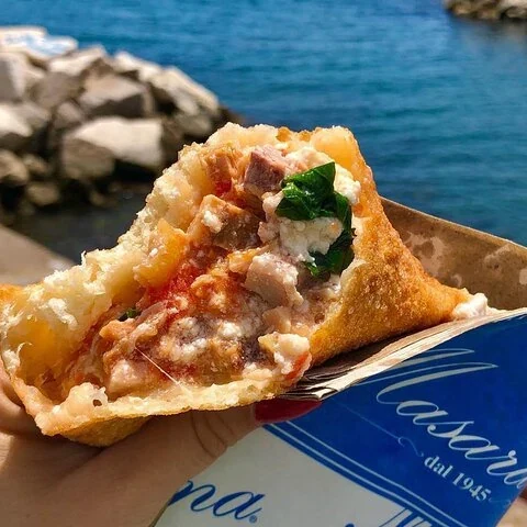 Entdecke Neapel zu Fuß, von Pizza bis Limoncello