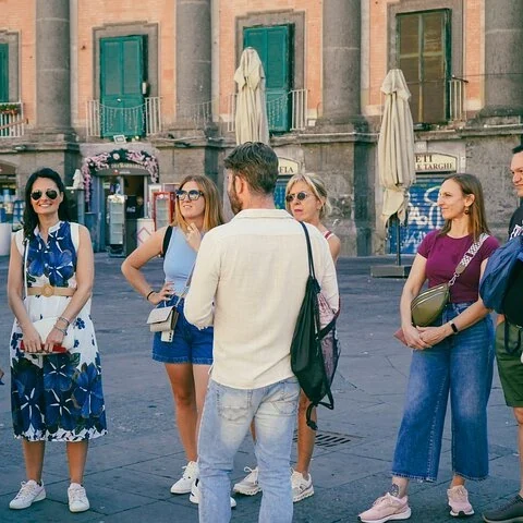 Neapel verstehen beim Spaziergang durch die Altstadt