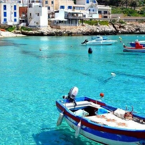 Entdecke die Egadi-Inseln mit dem Boot ab Trapani