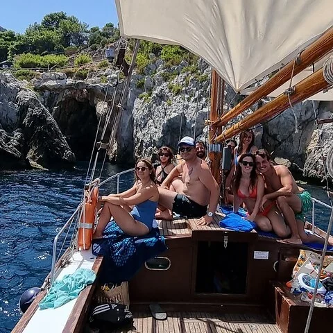 Explore the Mongerbino coast by boat from Porticello