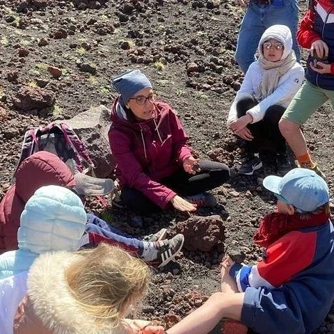 Découvrez l’Etna en famille, des cratères à la lave