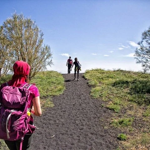 Découvrez l’Etna en famille, des cratères à la lave