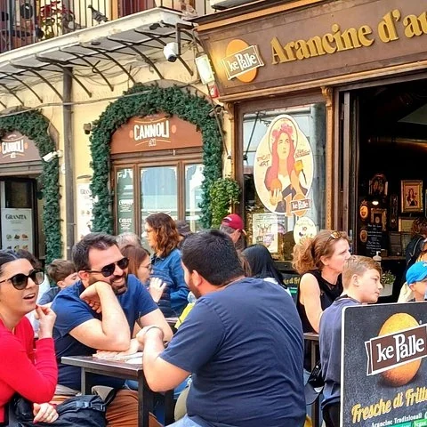 Palermo a pie, entre monumentos y mercado Capo