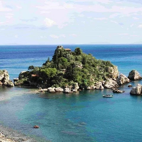Zwei Tauchgänge bei Isola Bella für zertifizierte Taucher