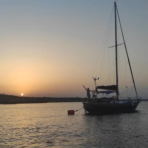 D’Ortigia au Plemmirio : navigation, grottes et snorkeling