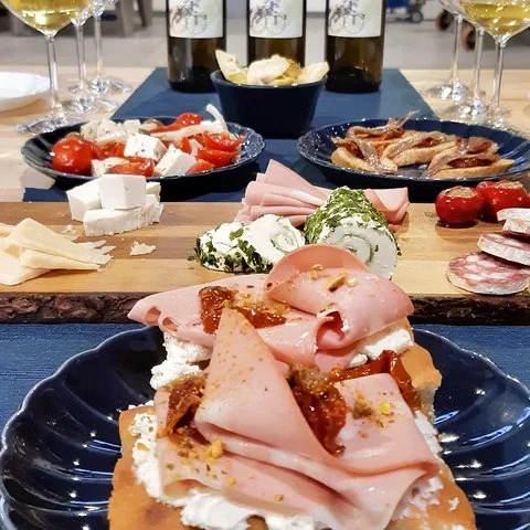 Descubre los aromas de tres vinos en Alcamo