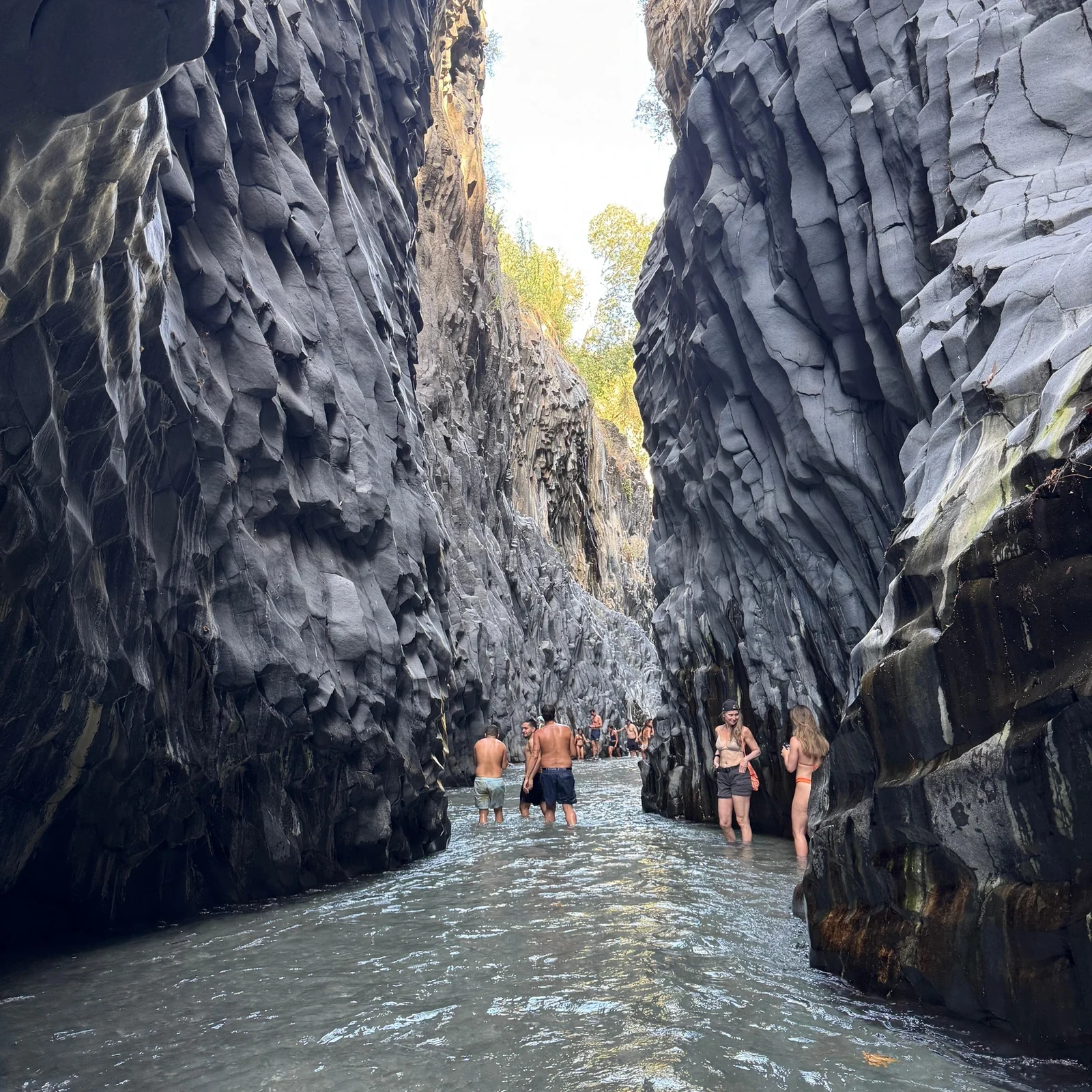 Des paysages volcaniques de l’Etna à la rivière Alcantara