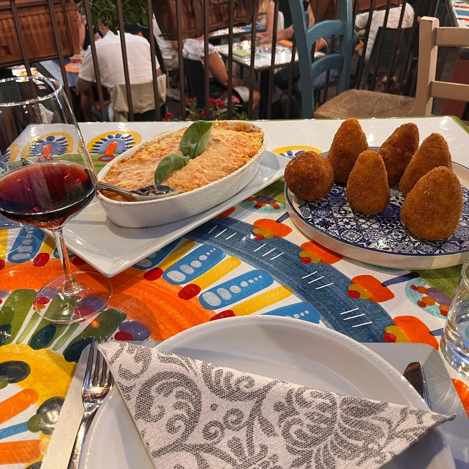 Préparez des arancini, puis dégustez-les à Taormina