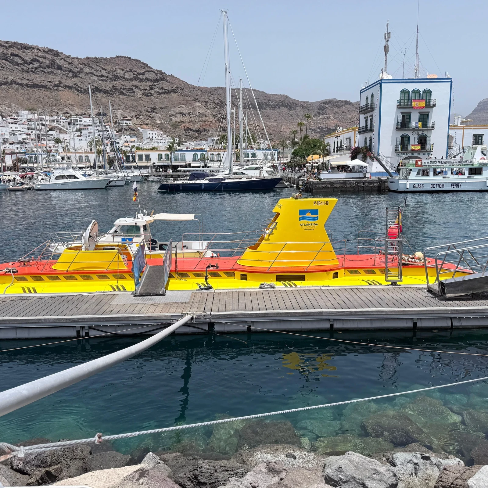See Mogán’s seabed through a submarine window
