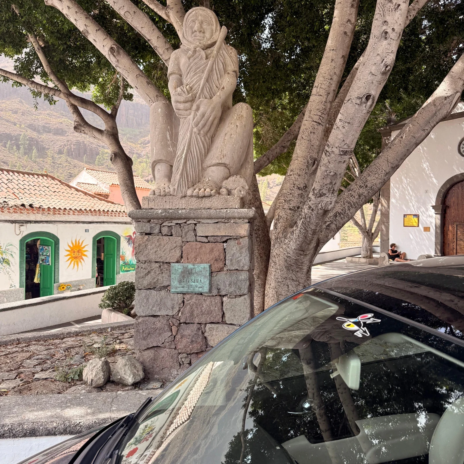 Descubre pueblos y montañas de Gran Canaria sin conducir