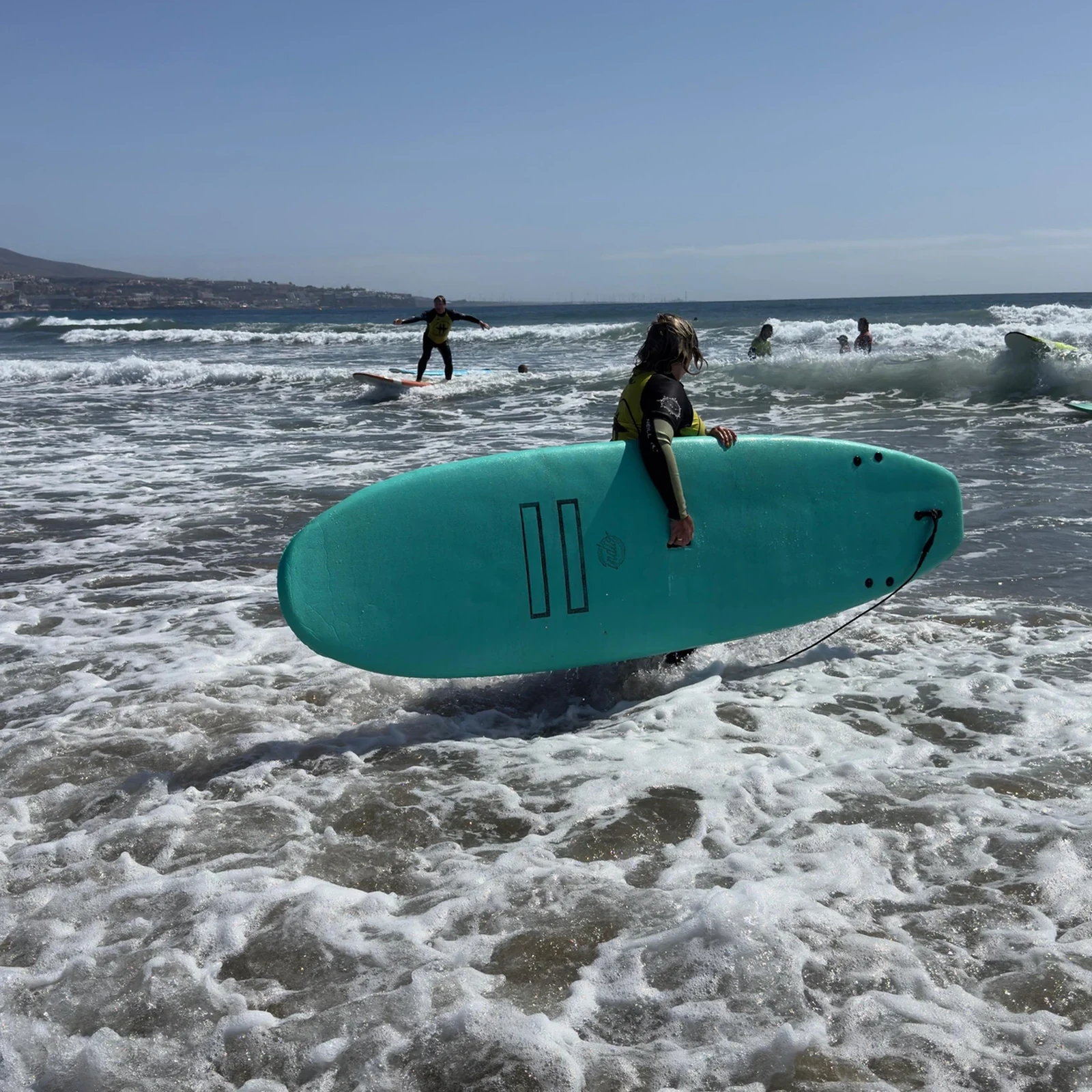 Surfunterricht in Playa del Inglés, Maspalomas | TourBookGo
