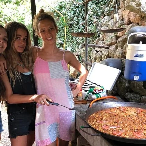 Apprenez à préparer une paella et partagez la table à Banyalbufar