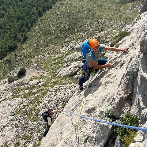 Privates Klettern auf Mallorca mit einer Route passend zu deiner Erfahrung