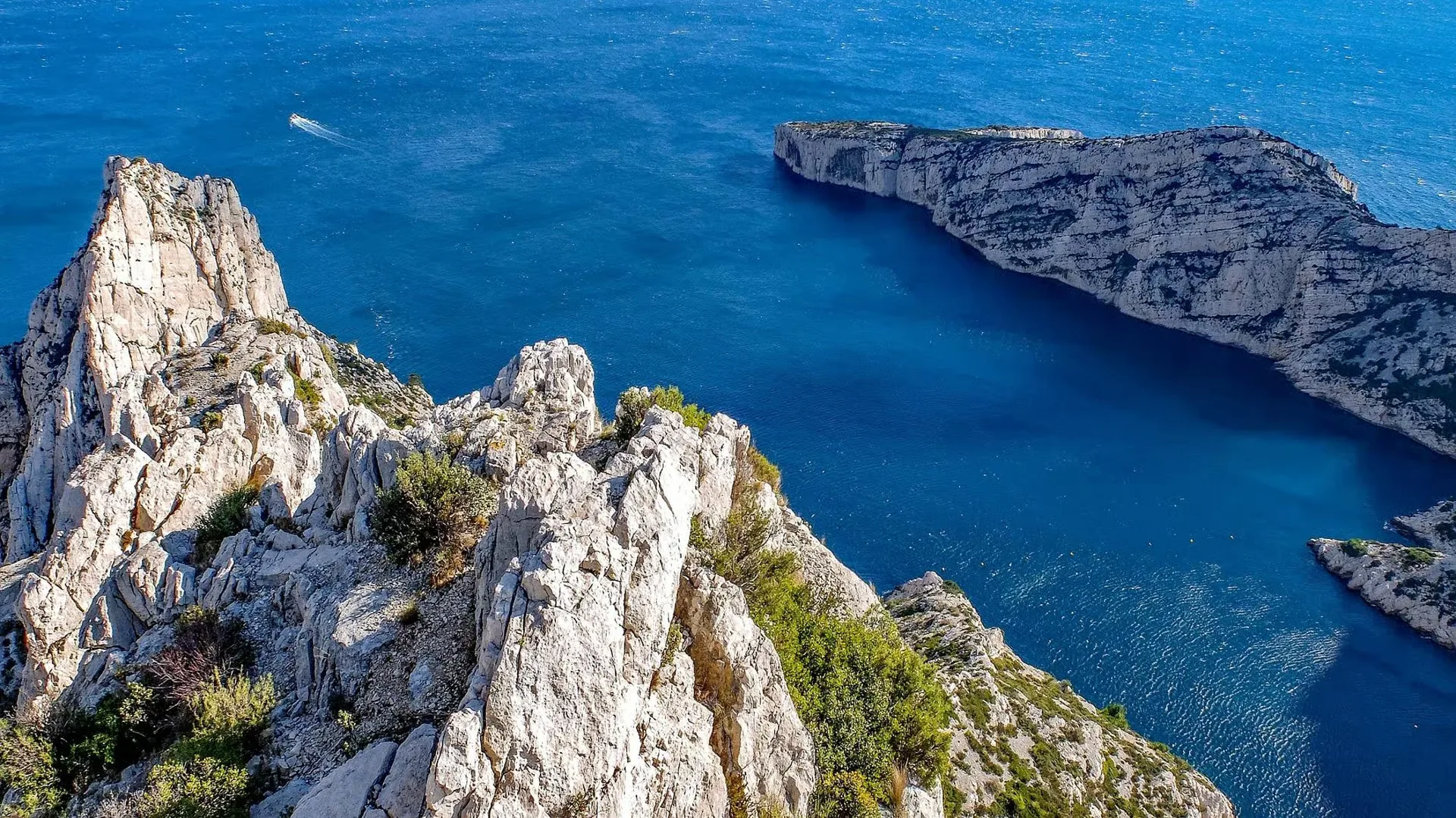 Excursión guiada Calanques desde Marsella: senderismo, picnic y baño