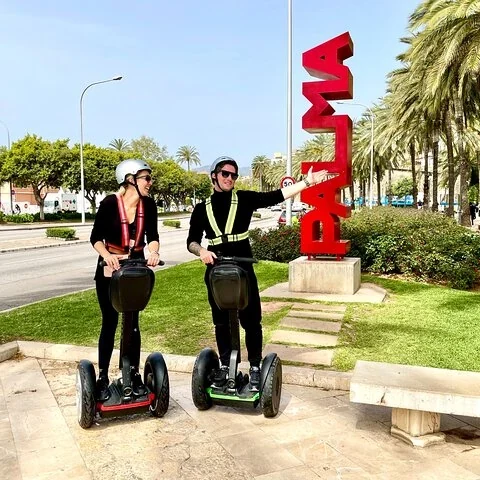 Palma mit dem Segway und einem Guide für deine Gruppe