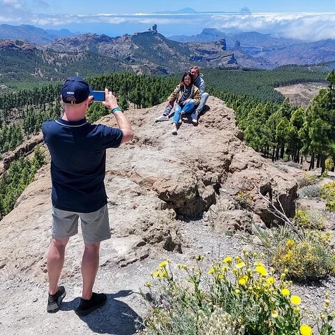 Costa, pueblos y montañas de Gran Canaria en una jornada