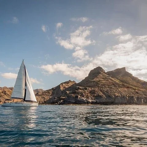 Sailing, lunch and snorkeling from Puerto de Mogán