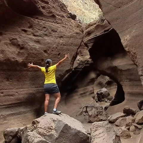 Barranco de las Vacas, Höhlen und Dorf mit Sky Rebels